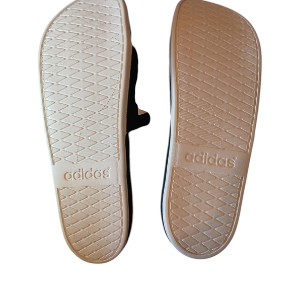 Adidas Adilette Comfort Men's Black White Gold Lettered Slide Sandals Sz 18 New - Picture 4 of 9